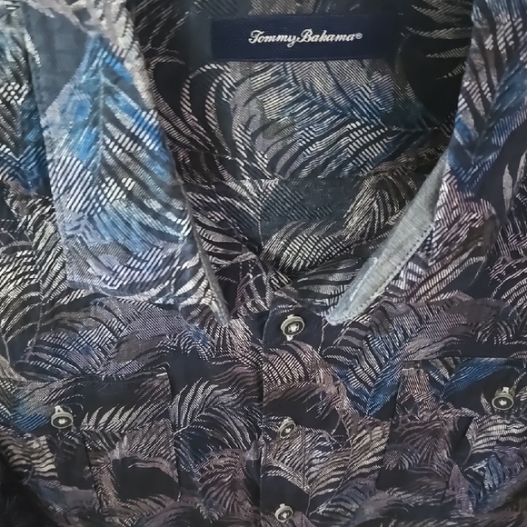 Tommy Bahama Blue Casual Button Down Shirt Tropical Print - Picture 5 of 9